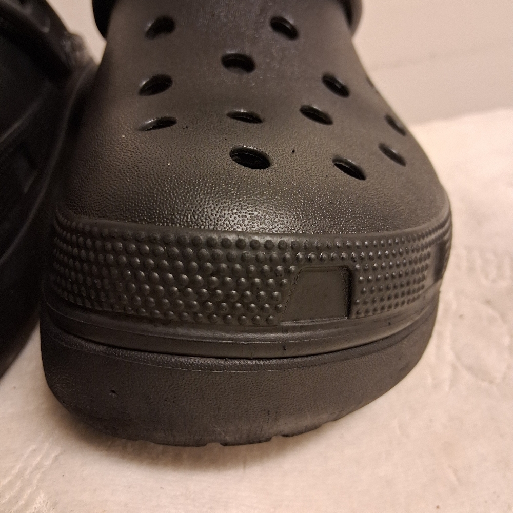 CROCS Black Classic Clogs - Picture 4 of 16